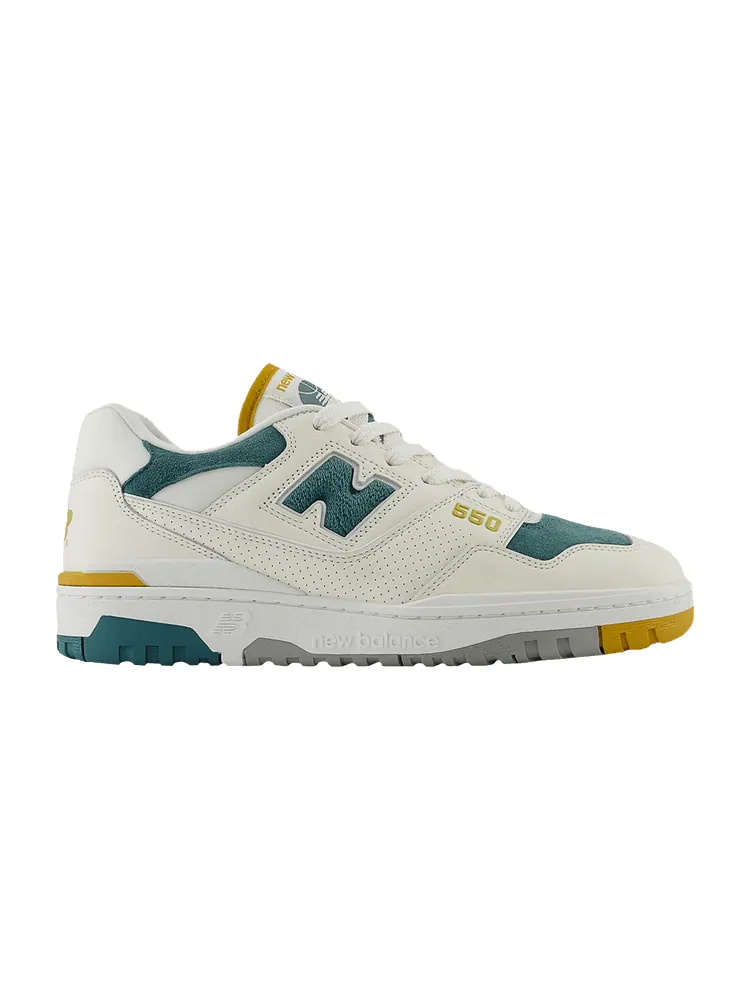 Кроссовки New Balance 550 'Suede Toe Pack - Green Mustard' — изображение 1 из 1, белый