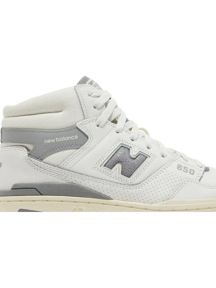 Кроссовки New Balance Aimé Leon Dore x 650R 'Silver' — изображение 2 из 8, серый