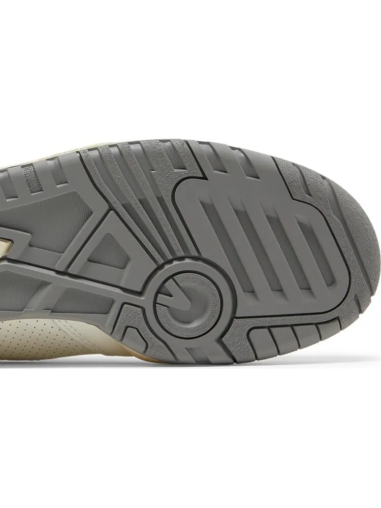 Кроссовки New Balance Aimé Leon Dore x 650R 'Silver' — изображение 5 из 8, серый