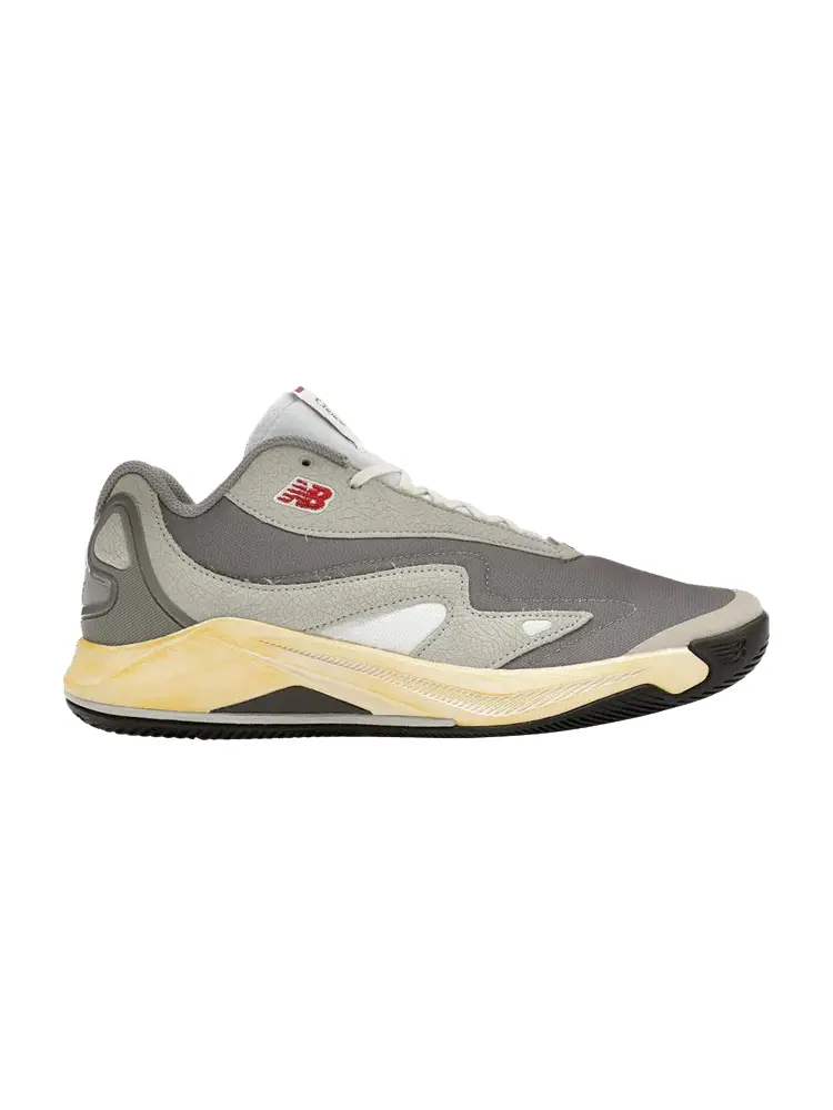 Кроссовки New Balance KAWHI 4 Wide 'Grey Day 2024' — изображение 1 из 1, серый