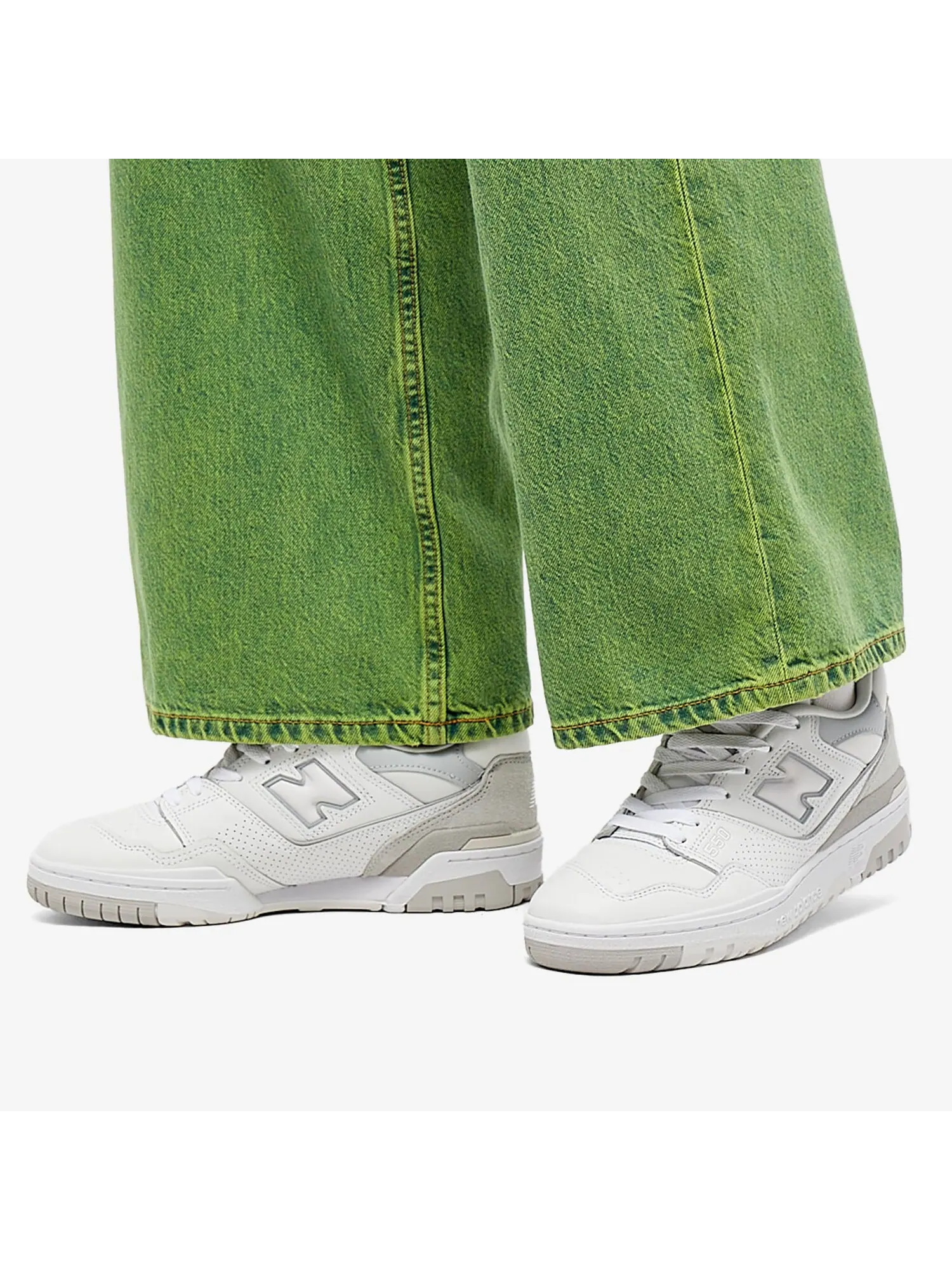 Кроссовки New Balance Wmns 550 — изображение 2 из 9, белый/серый