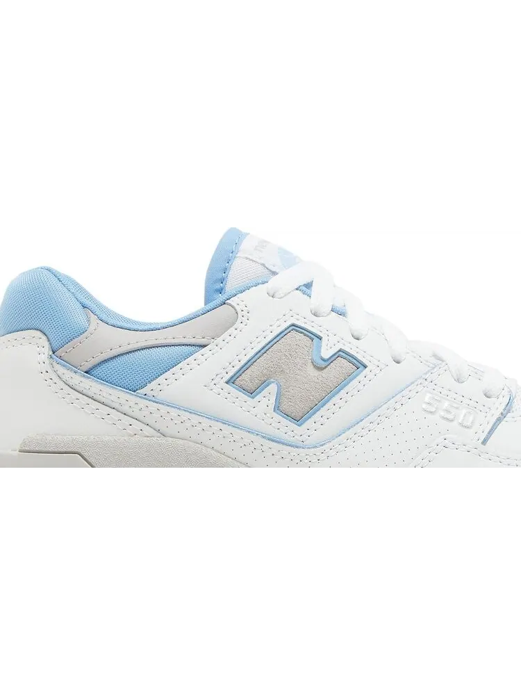 Кроссовки New Balance Wmns 550 'White University Blue' — изображение 2 из 8, белый