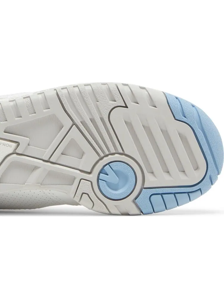 Кроссовки New Balance Wmns 550 'White University Blue' — изображение 5 из 8, белый