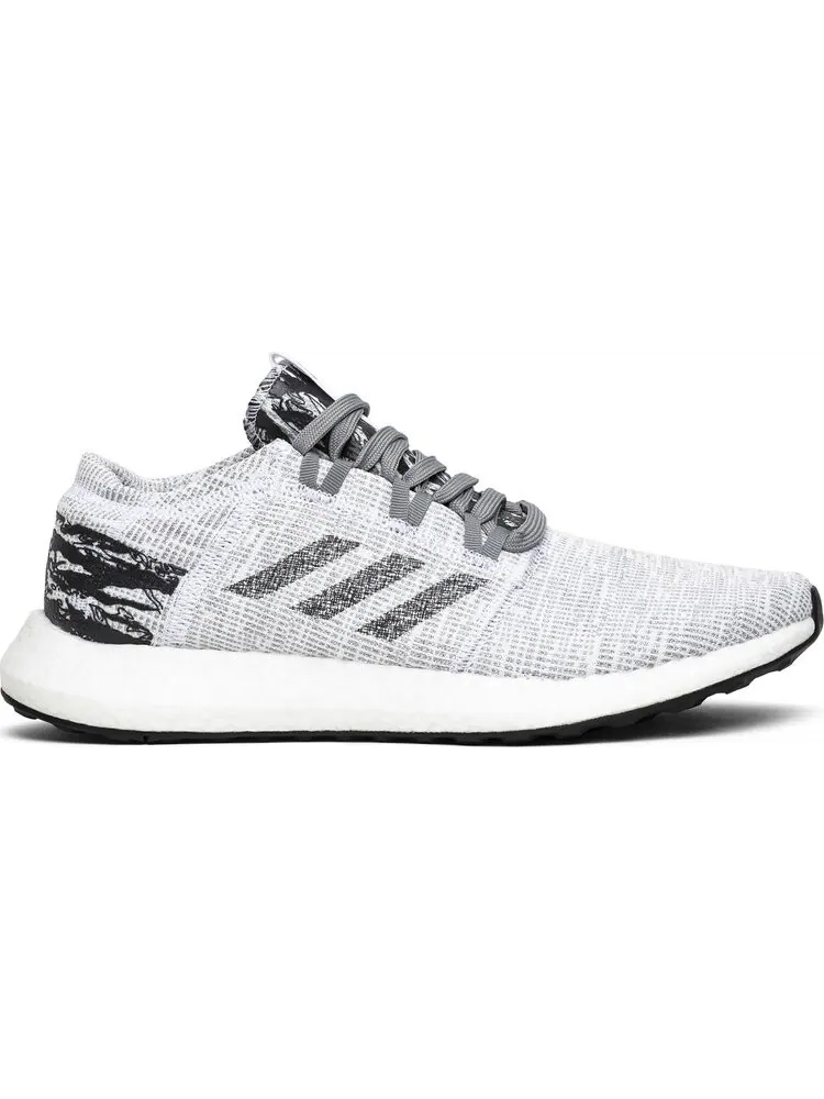 Кроссовки Adidas Undefeated x PureBoost LTD 'Shift Grey' — изображение 1 из 8, серый