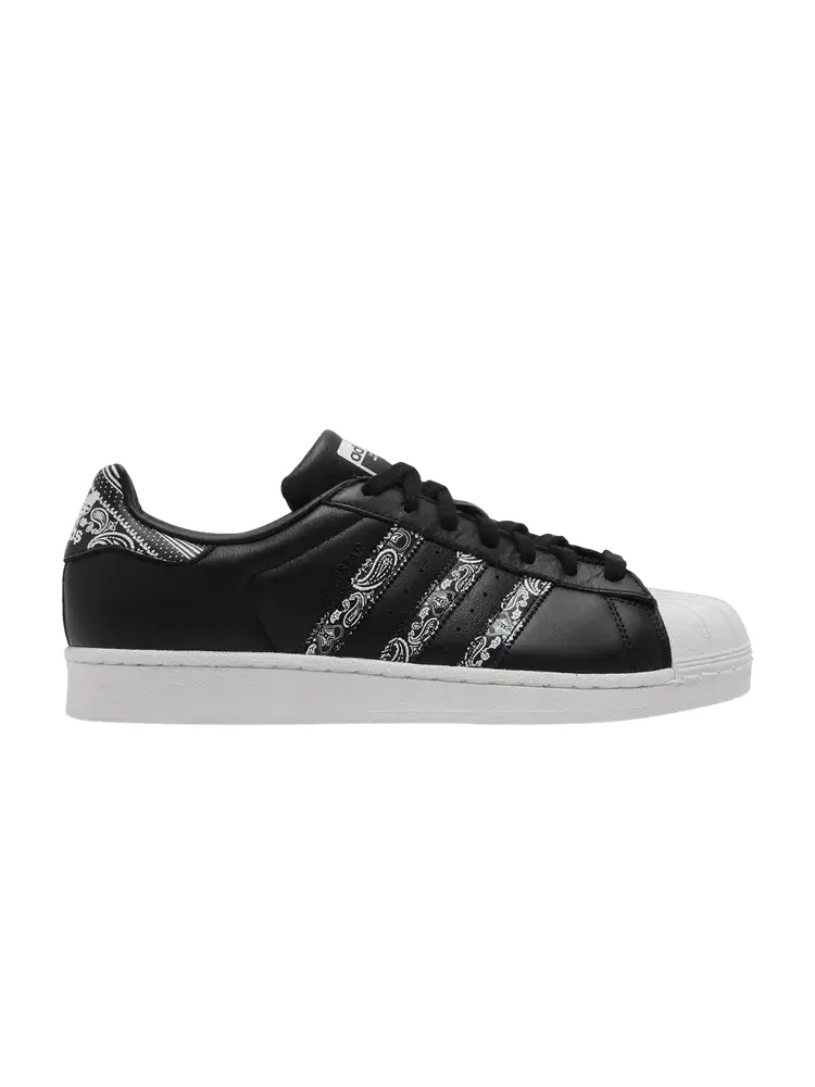 Кроссовки adidas Superstar 'Graffiti' — изображение 1 из 9, черный/белый/черный