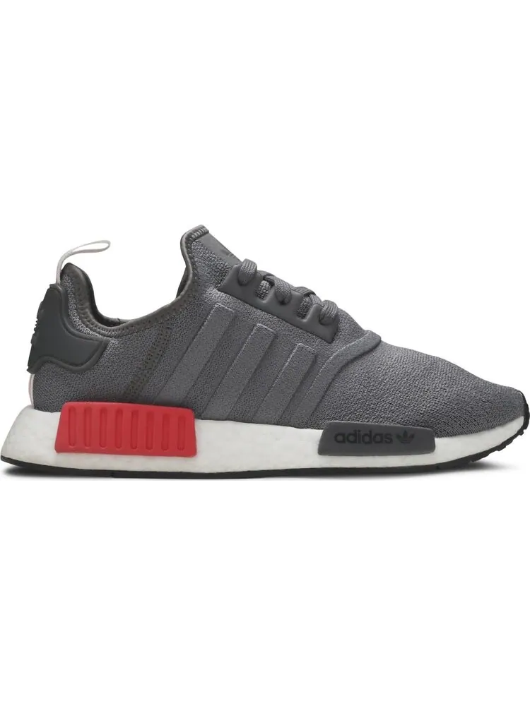 Кроссовки Adidas NMD_R1 'Grey Red' — изображение 1 из 8, серый