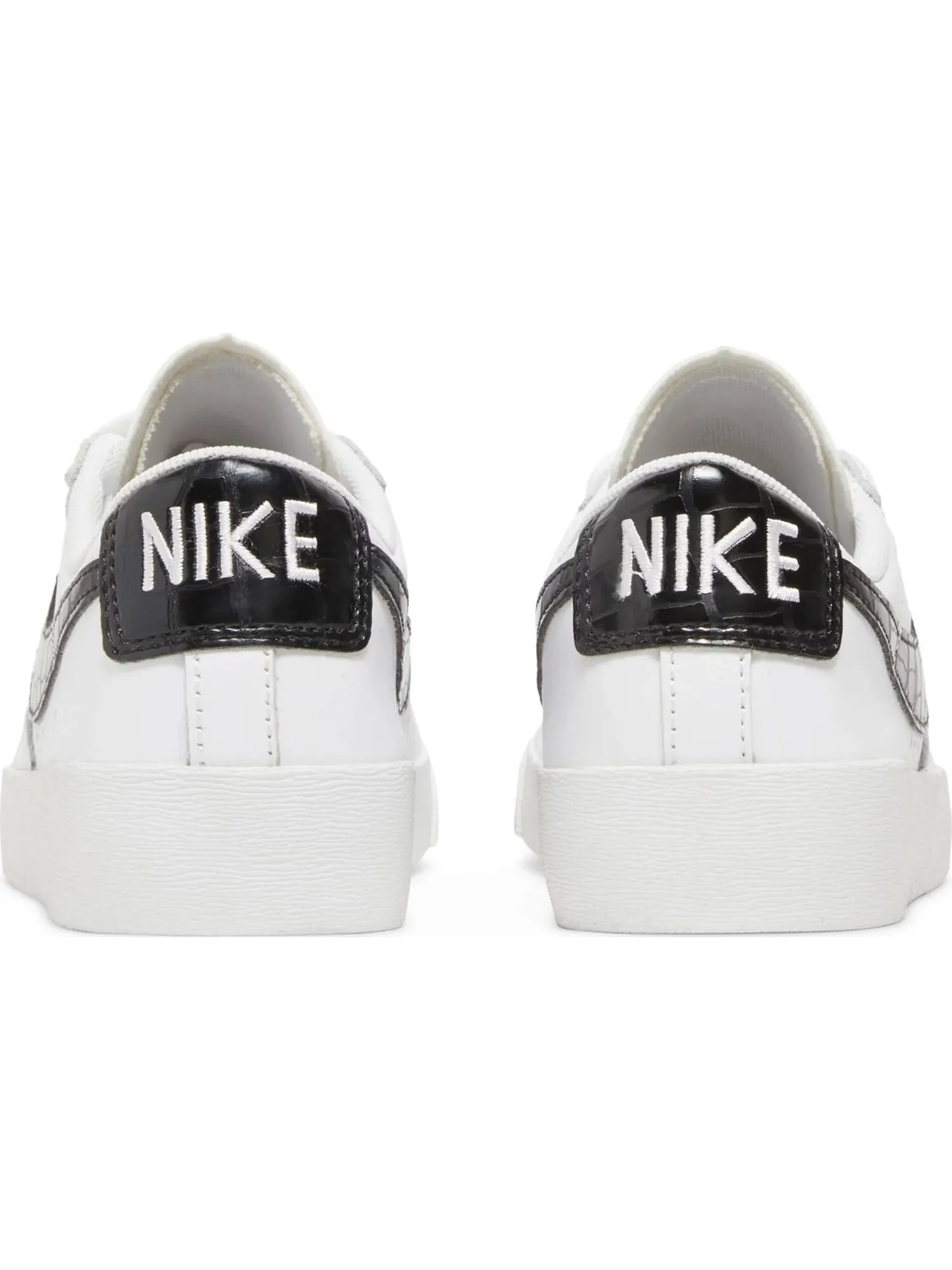 Кеды Nike Wmns Blazer Low White — изображение 4 из 5, белый/черный