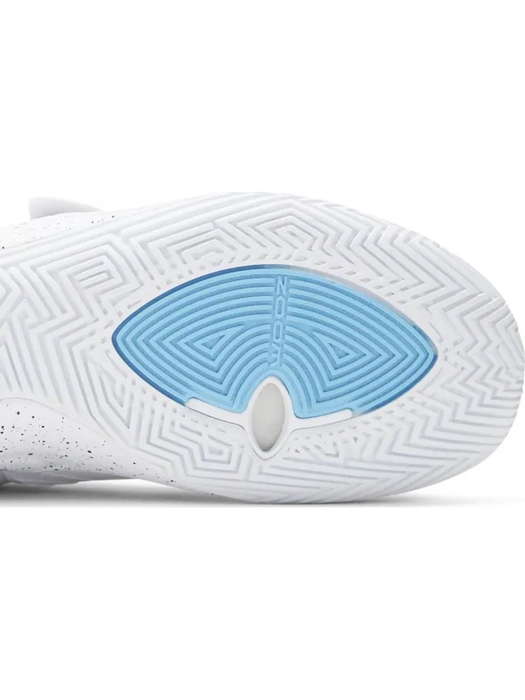 Кроссовки Nike Kyrie Flytrap 3 'South Beach' — изображение 5 из 8, белый