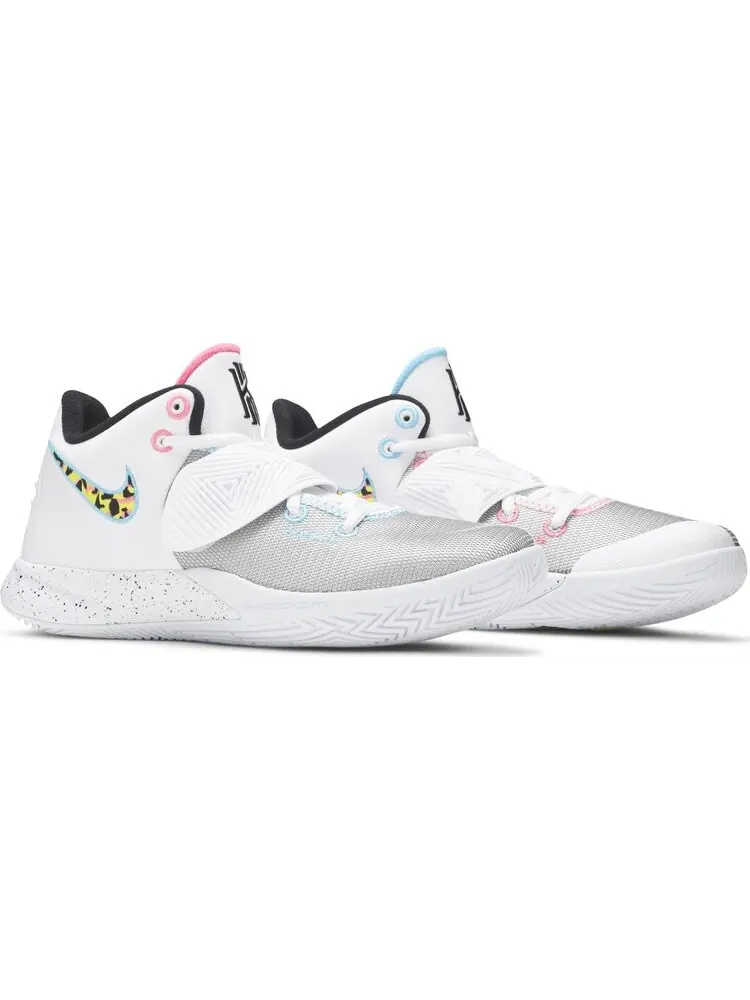 Кроссовки Nike Kyrie Flytrap 3 'South Beach' — изображение 8 из 8, белый