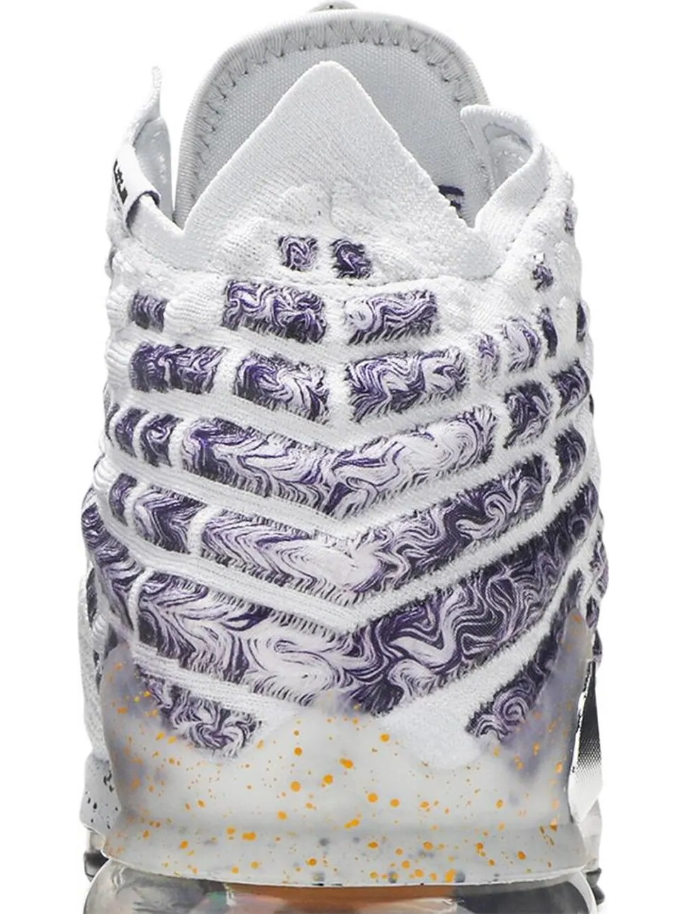Кроссовки Nike NBA 2K20 x LeBron 17 'Bron 2K Playoffs' Gamer Exclusive — изображение 7 из 8, белый