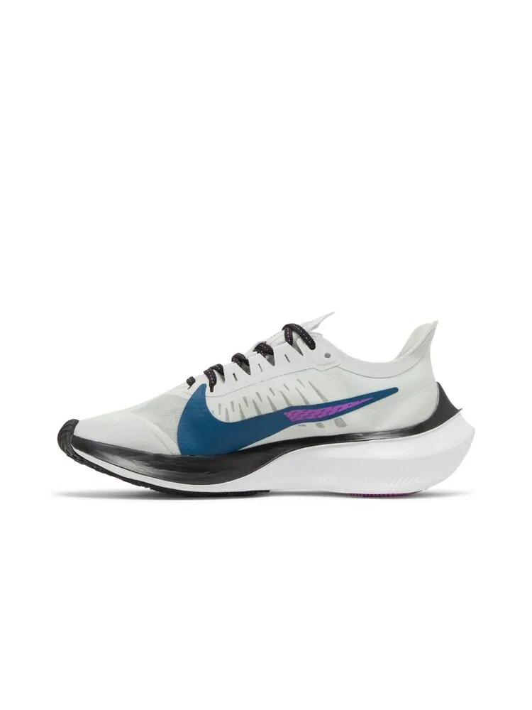 Кроссовки Nike Wmns Zoom Gravity — изображение 3 из 4, белый