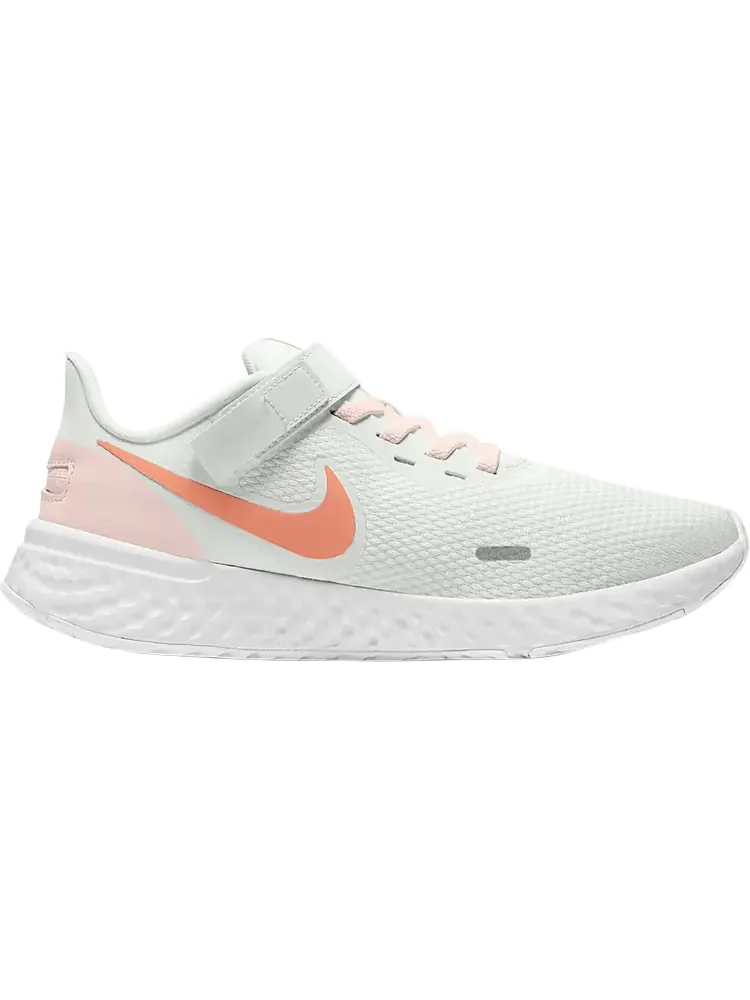 Кроссовки Nike Wmns Revolution 5 FlyEase 'Summit White Crimson Bliss' — изображение 1 из 1, белый