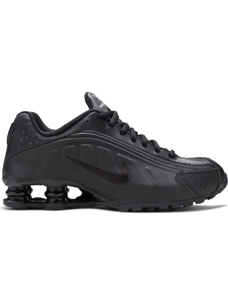 Кроссовки Nike Shox R4 GS 'Triple Black' — изображение 1 из 8, черный