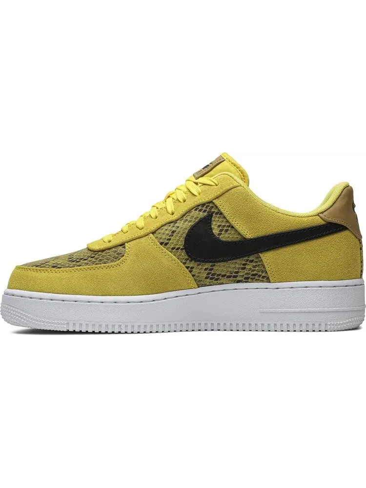 Кроссовки Nike Air Force 1 Low 'Yellow Snakeskin' — изображение 3 из 8, желтый