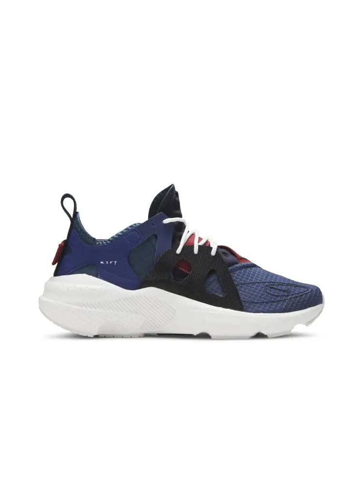 Кроссовки Nike Huarache Type 'Mystic Navy' — изображение 1 из 4, синий
