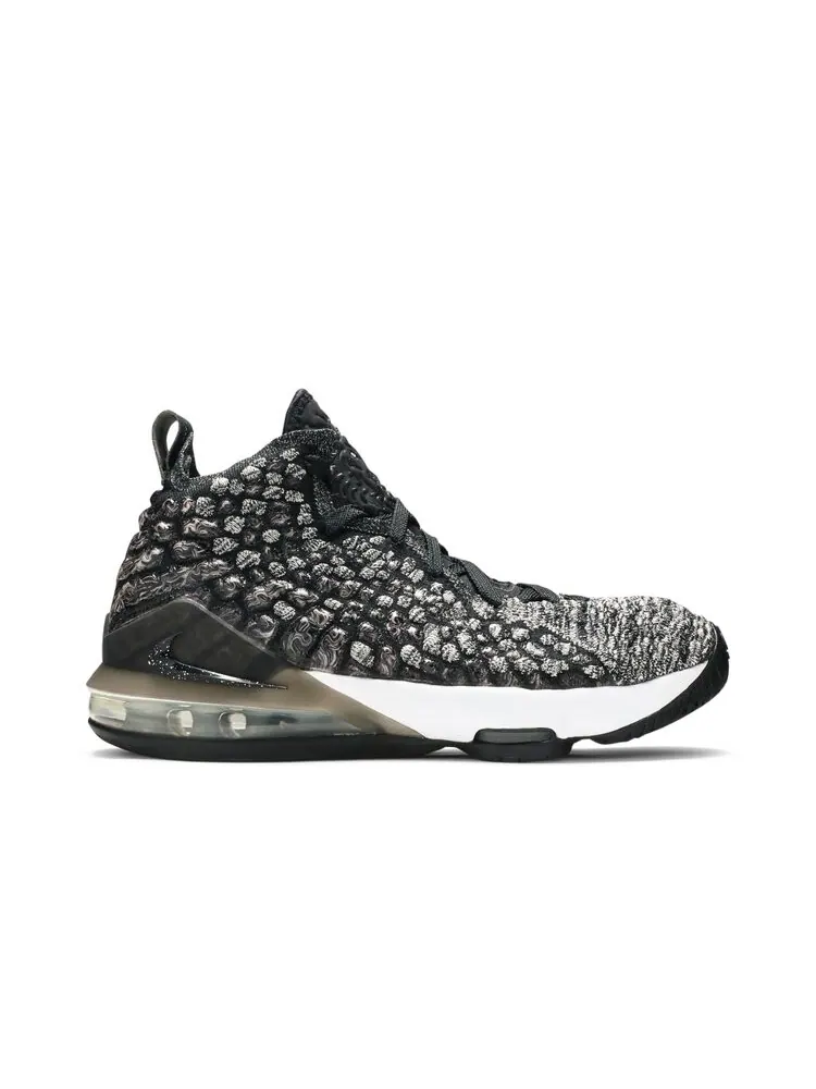 Кроссовки Nike LeBron 17 BG — изображение 1 из 4, черный