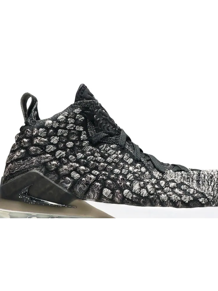 Кроссовки Nike LeBron 17 BG — изображение 2 из 4, черный