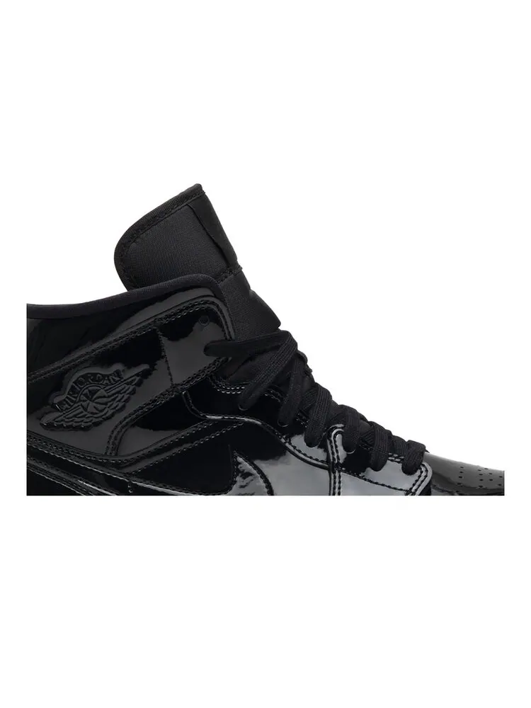 Кроссовки Air Jordan Wmns Air Jordan 1 Mid Patent SE 'Triple Black' — изображение 2 из 4, черный