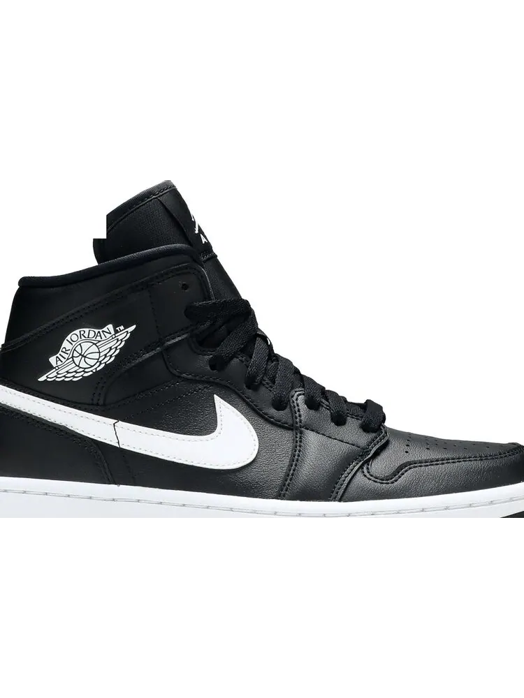 Кроссовки Wmns Air Jordan 1 Mid Black White — изображение 2 из 8, черный