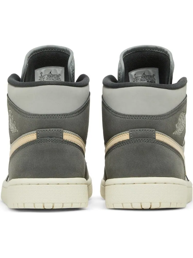 Кроссовки Wmns Air Jordan 1 Mid Iron Grey Onyx — изображение 6 из 8, серый