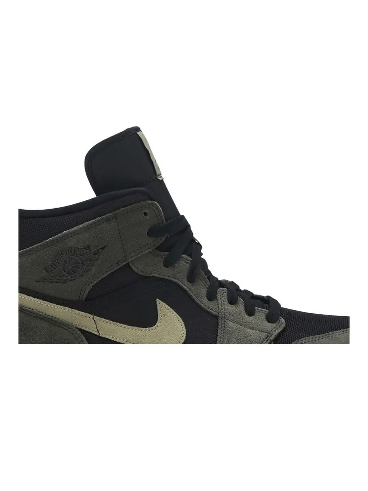 Кроссовки Air Jordan Wmns Air Jordan 1 Mid 'Olive' — изображение 2 из 4, зеленый