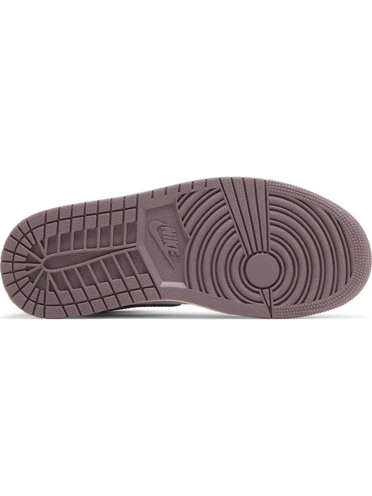 Кроссовки Wmns Air Jordan 1 Mid 'Sky J Mauve' — изображение 4 из 4, фиолетовый