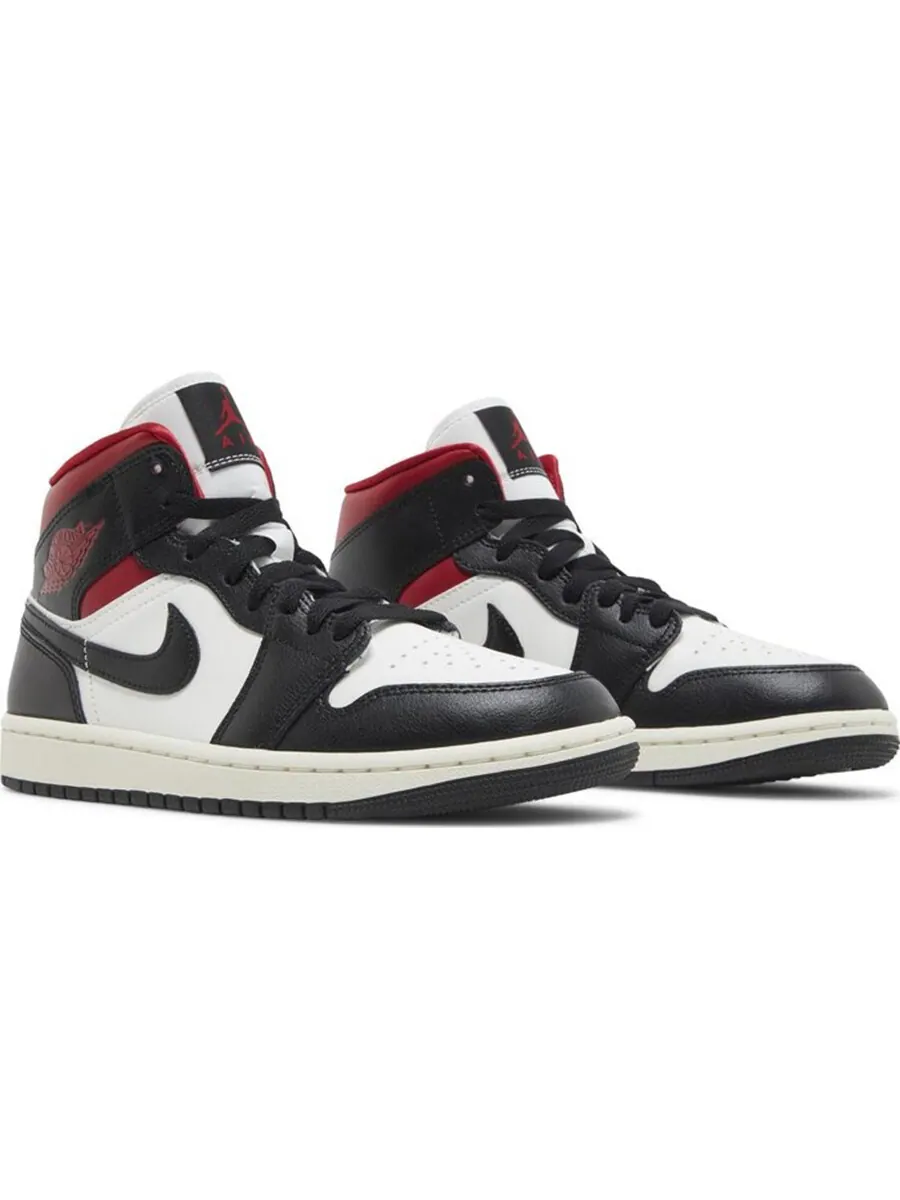 Женские кроссовки Nike Air Jordan 1 Mid Black/Sail/Gym Red — изображение 2 из 4