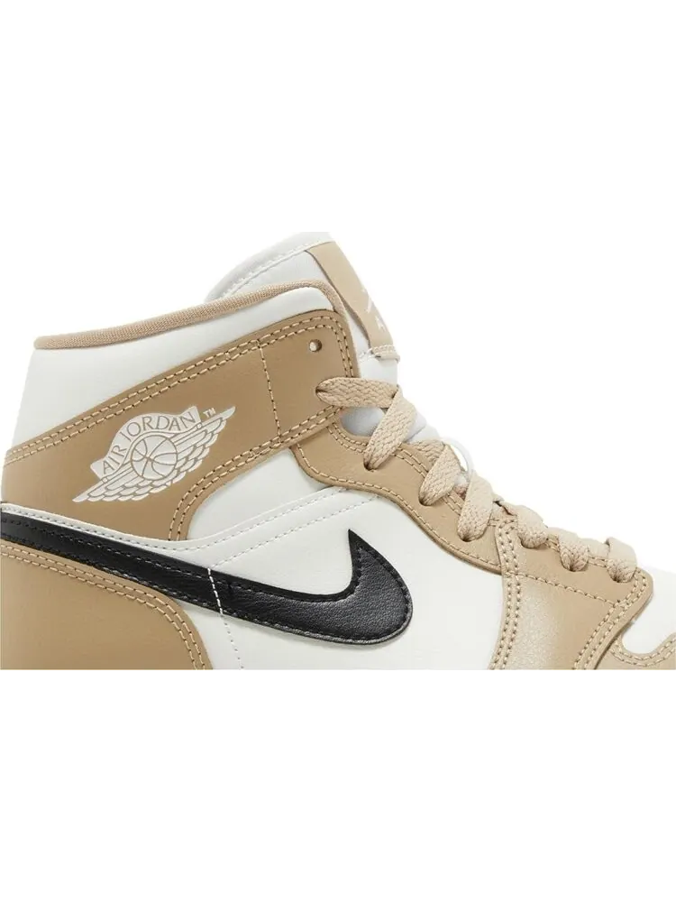 Кроссовки Wmns Air Jordan 1 Mid 'Desert' — изображение 2 из 4, загар