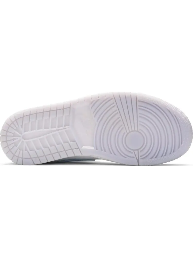 Кроссовки Wmns Air Jordan 1 Mid Wolf Grey Aluminum — изображение 4 из 8, серый