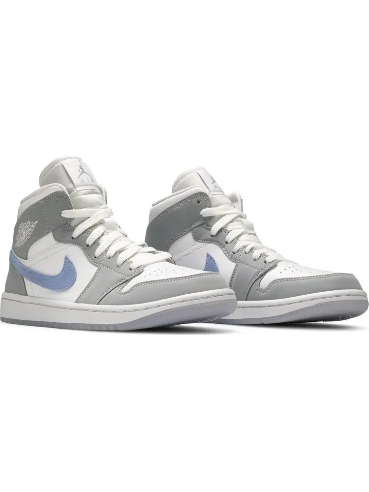Кроссовки Wmns Air Jordan 1 Mid Wolf Grey Aluminum — изображение 8 из 8, серый