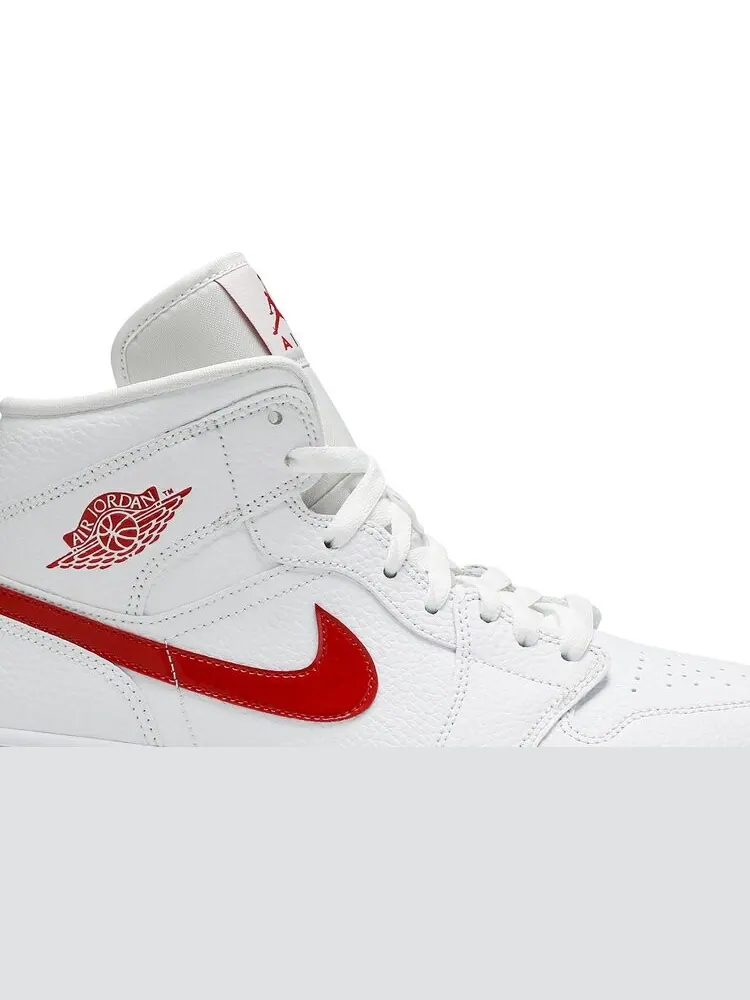 Кроссовки Wmns Air Jordan 1 Mid White University Red — изображение 2 из 8, белый