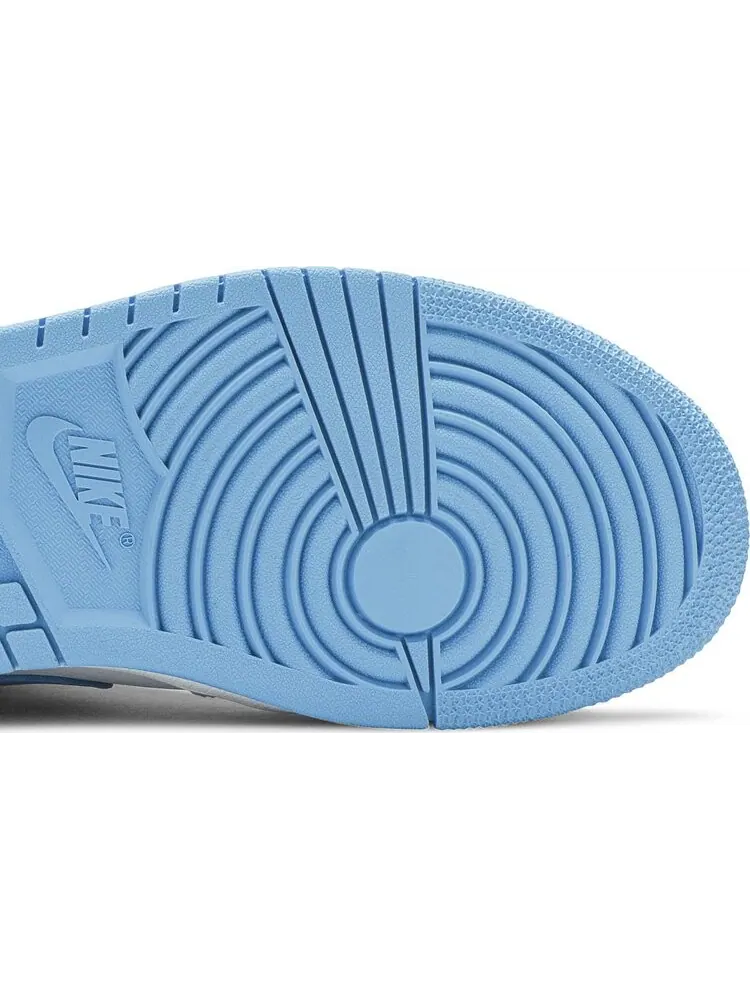 Кроссовки Wmns Air Jordan 1 Mid UNC — изображение 5 из 8, синий