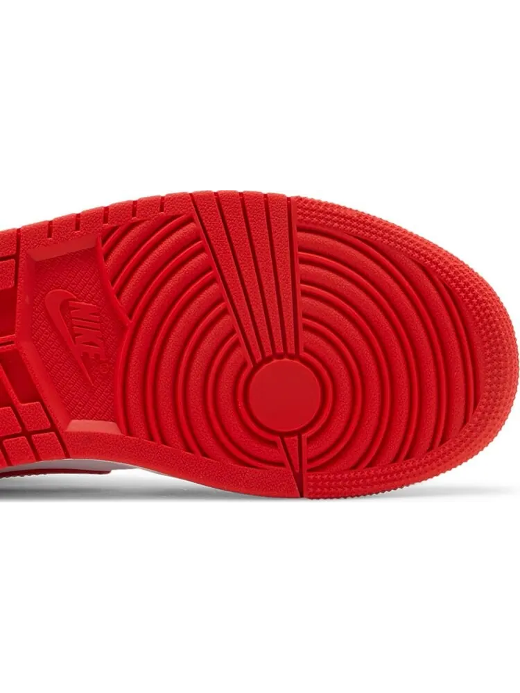 Кроссовки Wmns Air Jordan 1 Mid Habanero Red — изображение 5 из 8, оранжевый