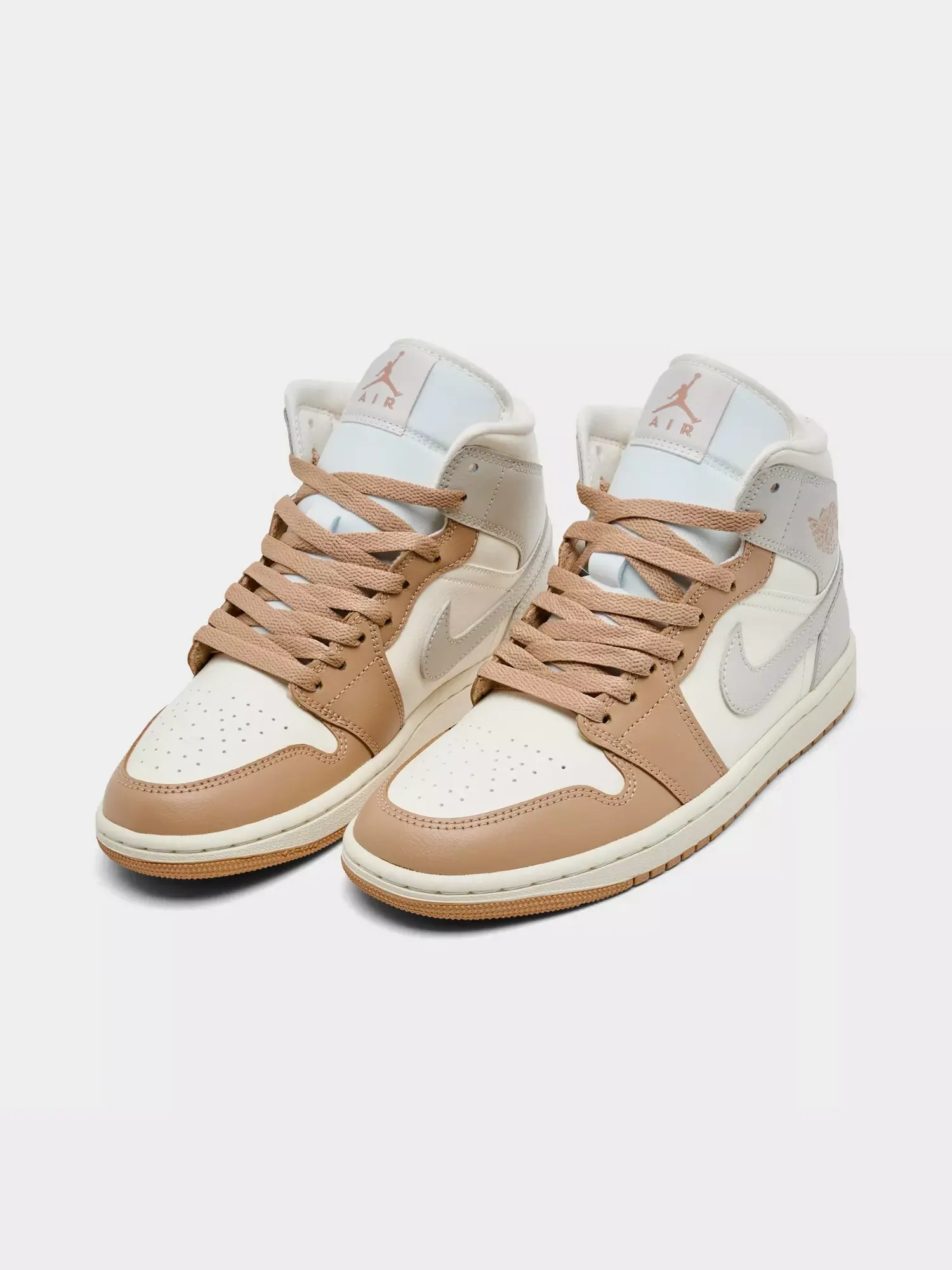Кроссовки Air Jordan Wmns Air Jordan 1 Mid 'Pale Ivory Hemp' — изображение 3 из 7
