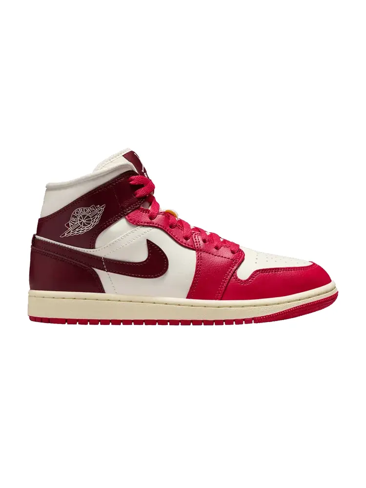 Кроссовки Air Jordan Wmns Air Jordan 1 Mid 'Mystic Hibiscus' — изображение 1 из 1, темный красный