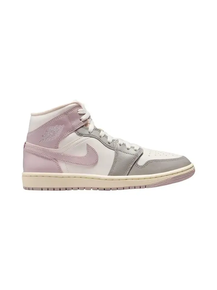Женские кроссовки Air Jordan 1 Mid 'Enigma Stone Coconut Milk Particle Rose' — изображение 1 из 1, розовый