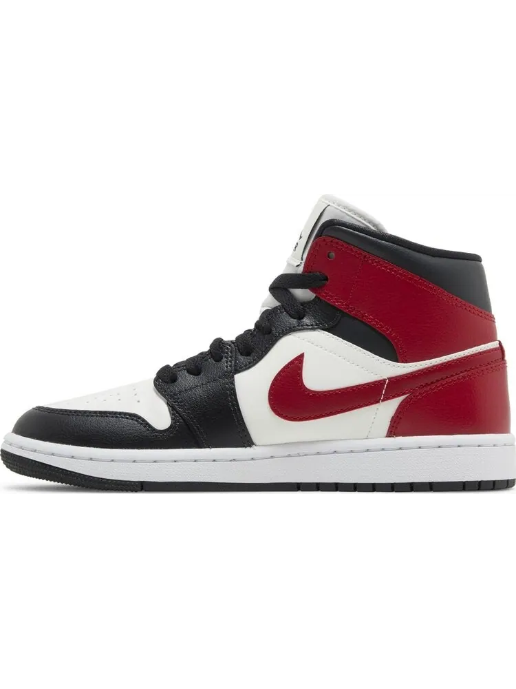 Кроссовки Wmns Air Jordan 1 Mid 'Black Toe' — изображение 3 из 4, красный