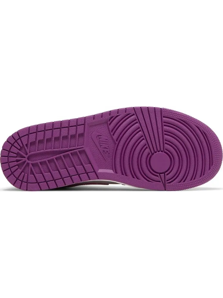 Кроссовки Wmns Air Jordan 1 Mid Magenta — изображение 4 из 8