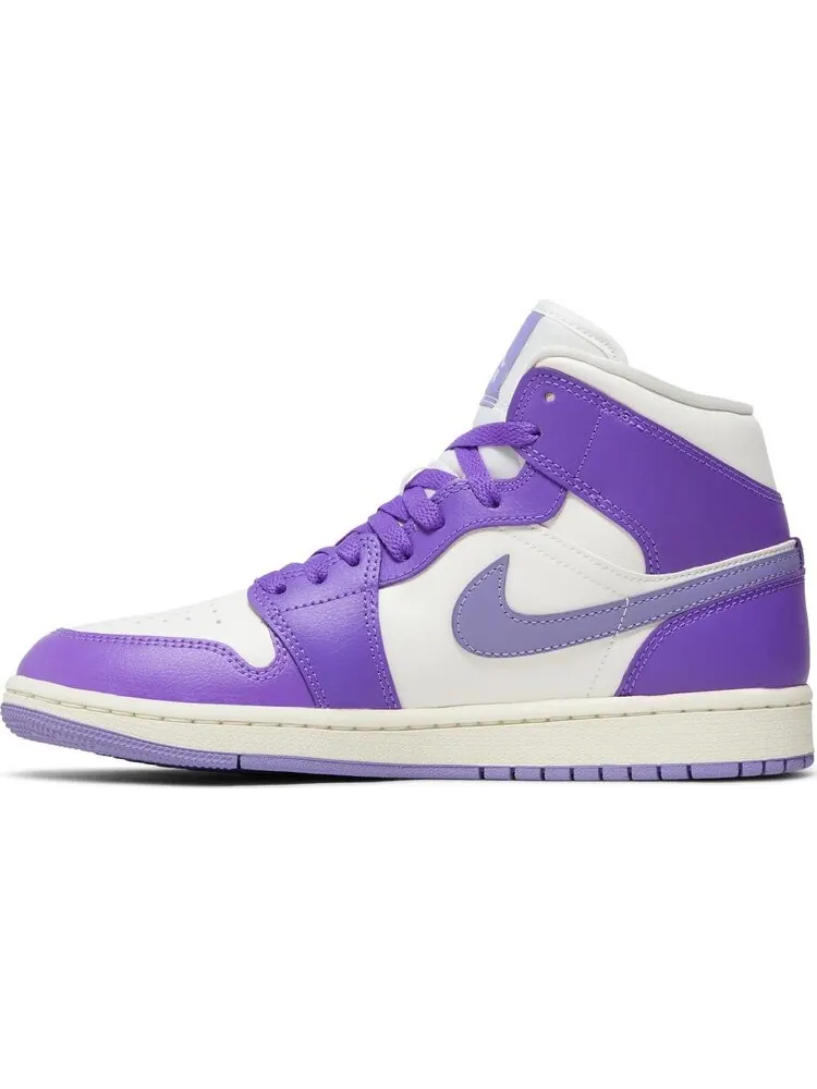 Кроссовки Wmns Air Jordan 1 Mid 'Action Grape' — изображение 3 из 4, фиолетовый