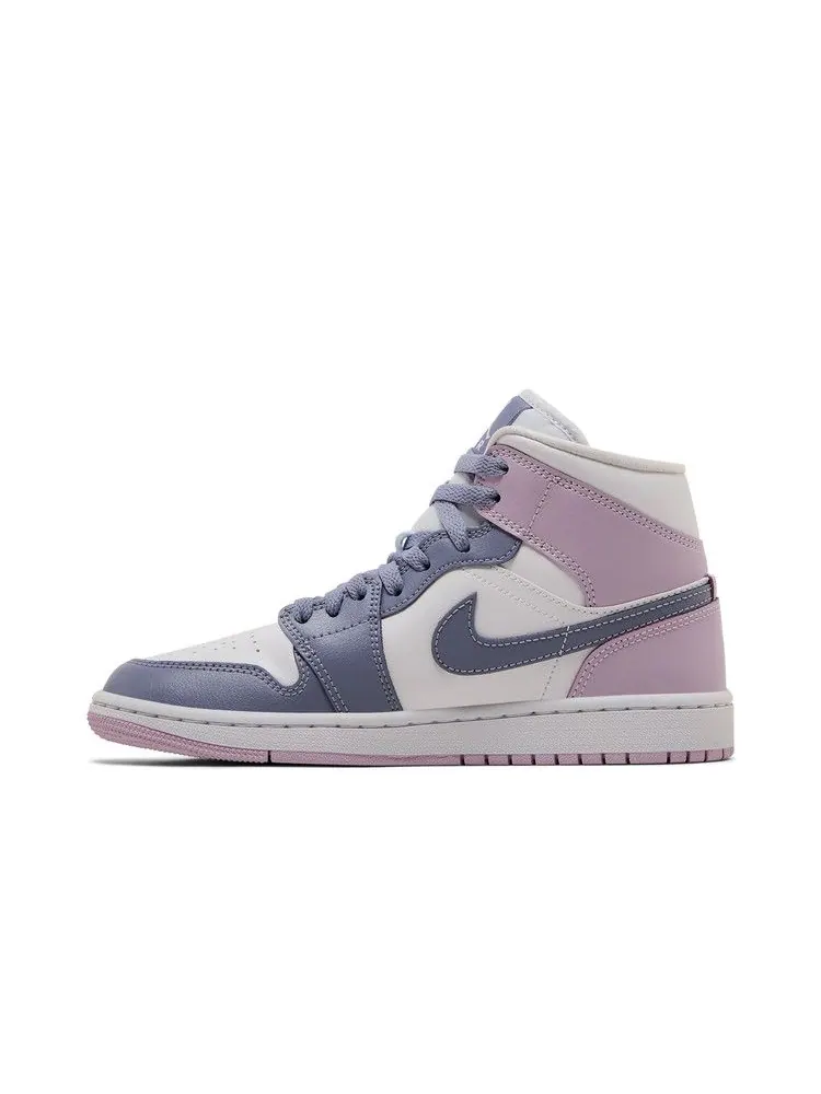 Кроссовки Air Jordan Wmns Air Jordan 1 Mid 'Indigo Haze Doll' — изображение 4 из 9, индиго/белый