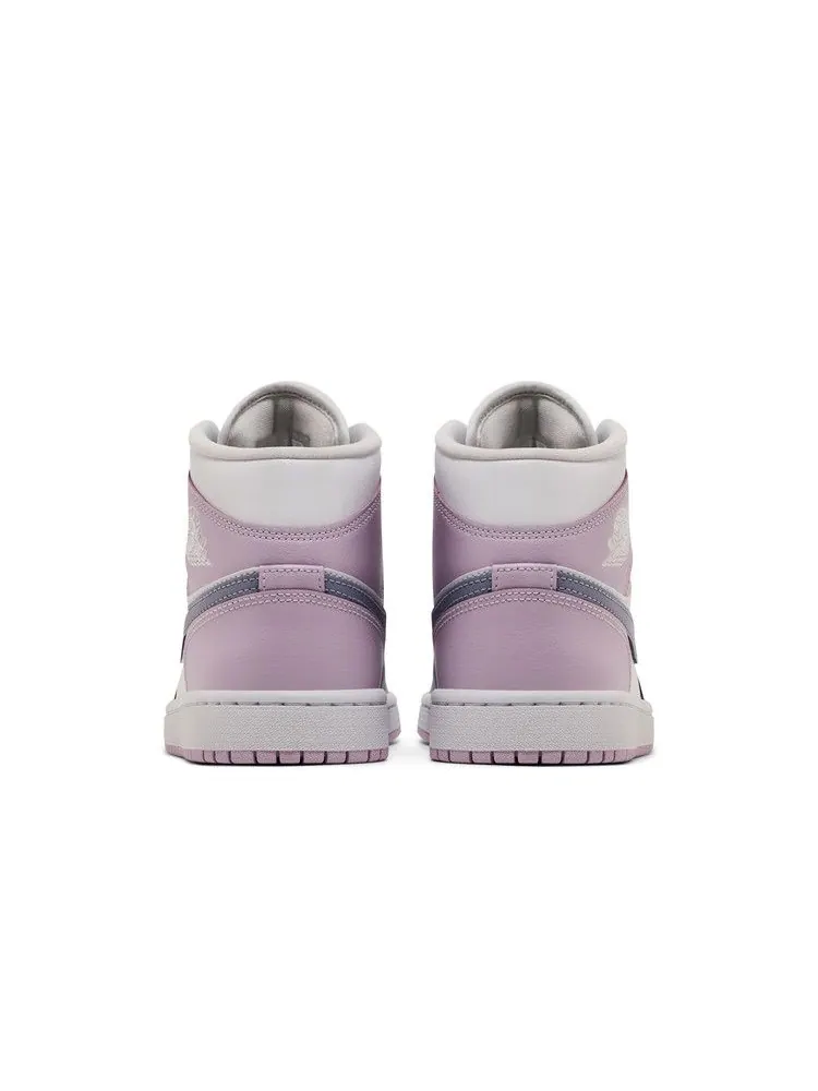 Кроссовки Air Jordan Wmns Air Jordan 1 Mid 'Indigo Haze Doll' — изображение 7 из 9, индиго/белый