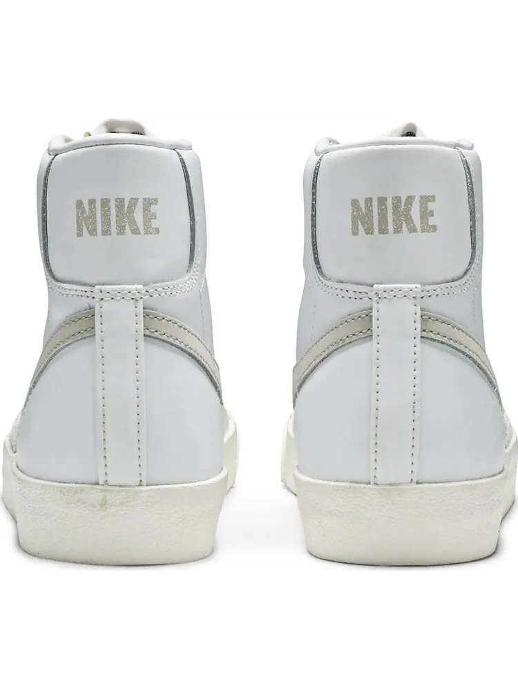 Кроссовки Nike Blazer Mid 77 'Light Bone' — изображение 6 из 8, белый