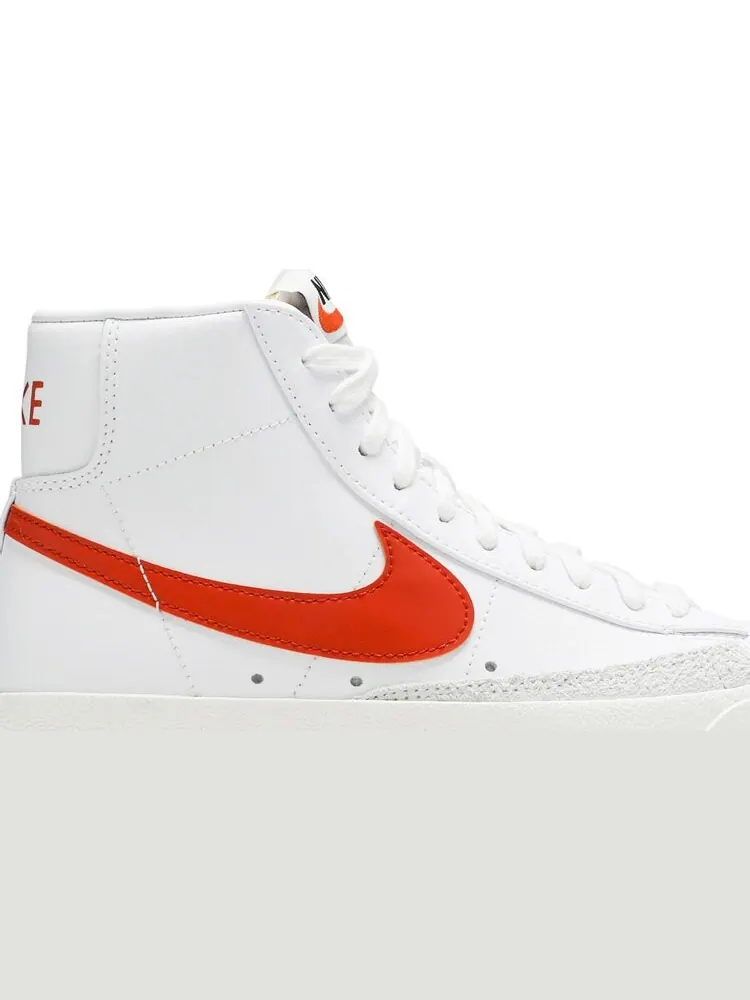 Кроссовки Nike Blazer Mid '77 Vintage 'White Mantra Orange' — изображение 2 из 8, белый