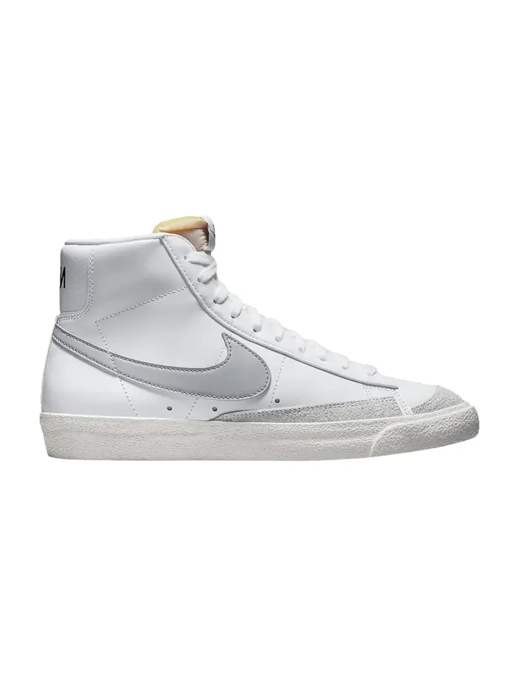 Кроссовки Nike Blazer Mid '77 Vintage 'Light Smoke Grey' — изображение 1 из 1