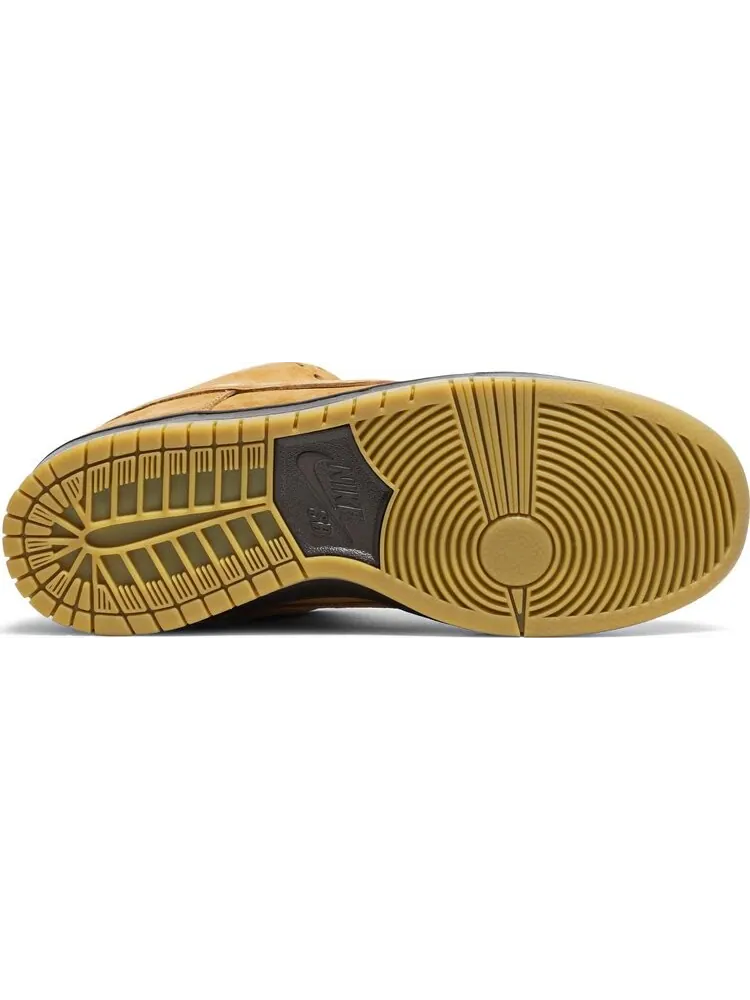 Кроссовки Nike Dunk Low Pro SB 'Wheat Mocha' — изображение 4 из 8, загар