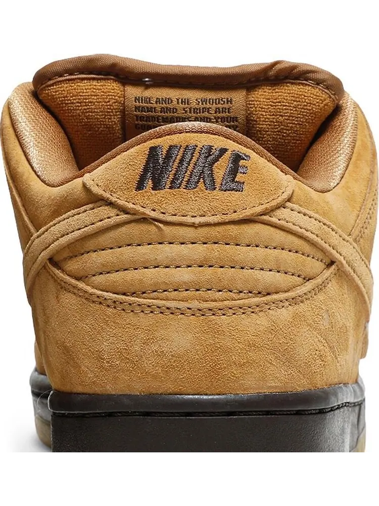 Кроссовки Nike Dunk Low Pro SB 'Wheat Mocha' — изображение 7 из 8, загар