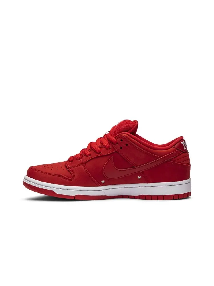 Кроссовки Nike Girls Don't Cry x Dunk Low Pro SB QS 'Coming Back Home' — изображение 3 из 4, красный