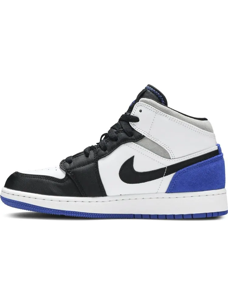 Кроссовки Air Jordan 1 Mid SE GS Royal Black Toe — изображение 3 из 8, синий