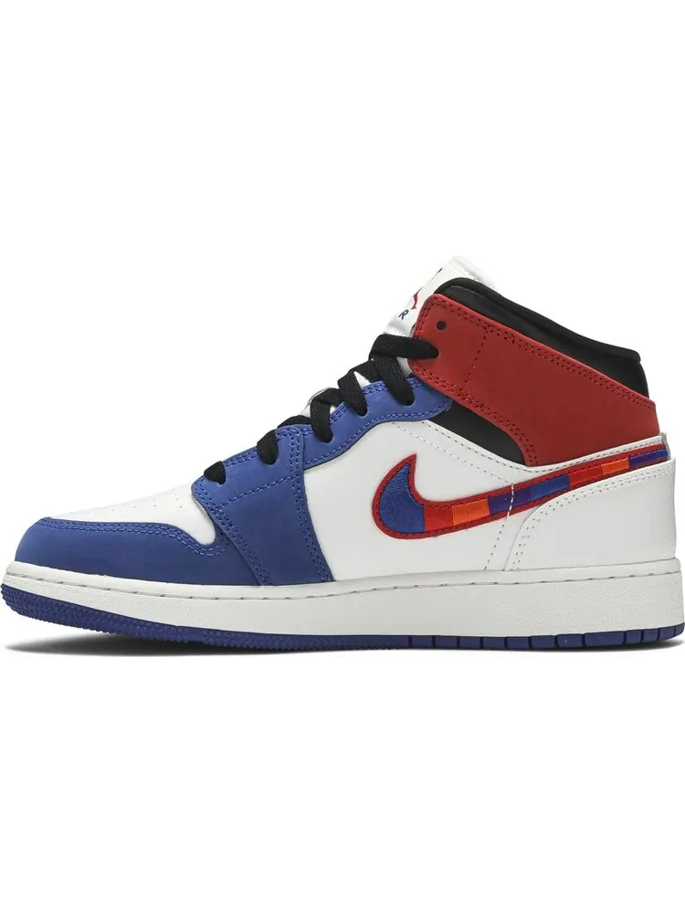 Кроссовки Air Jordan 1 MID SE GS Multicolored Swoosh — изображение 3 из 8, белый