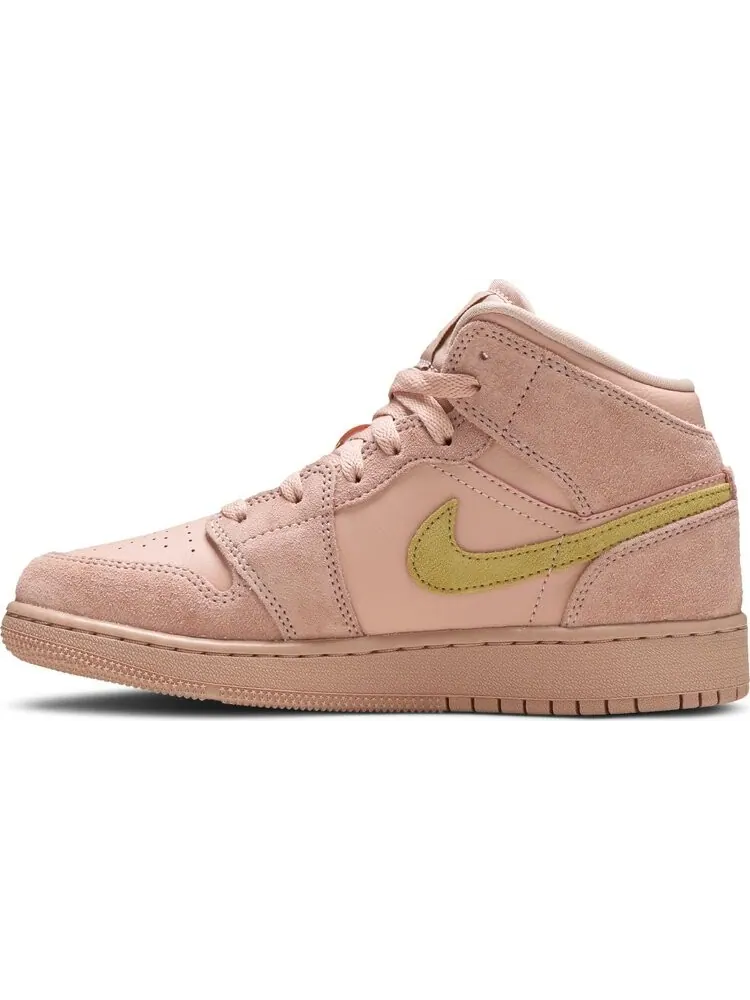 Кроссовки Air Jordan 1 Mid SE GS Coral Stardust — изображение 3 из 8, розовый
